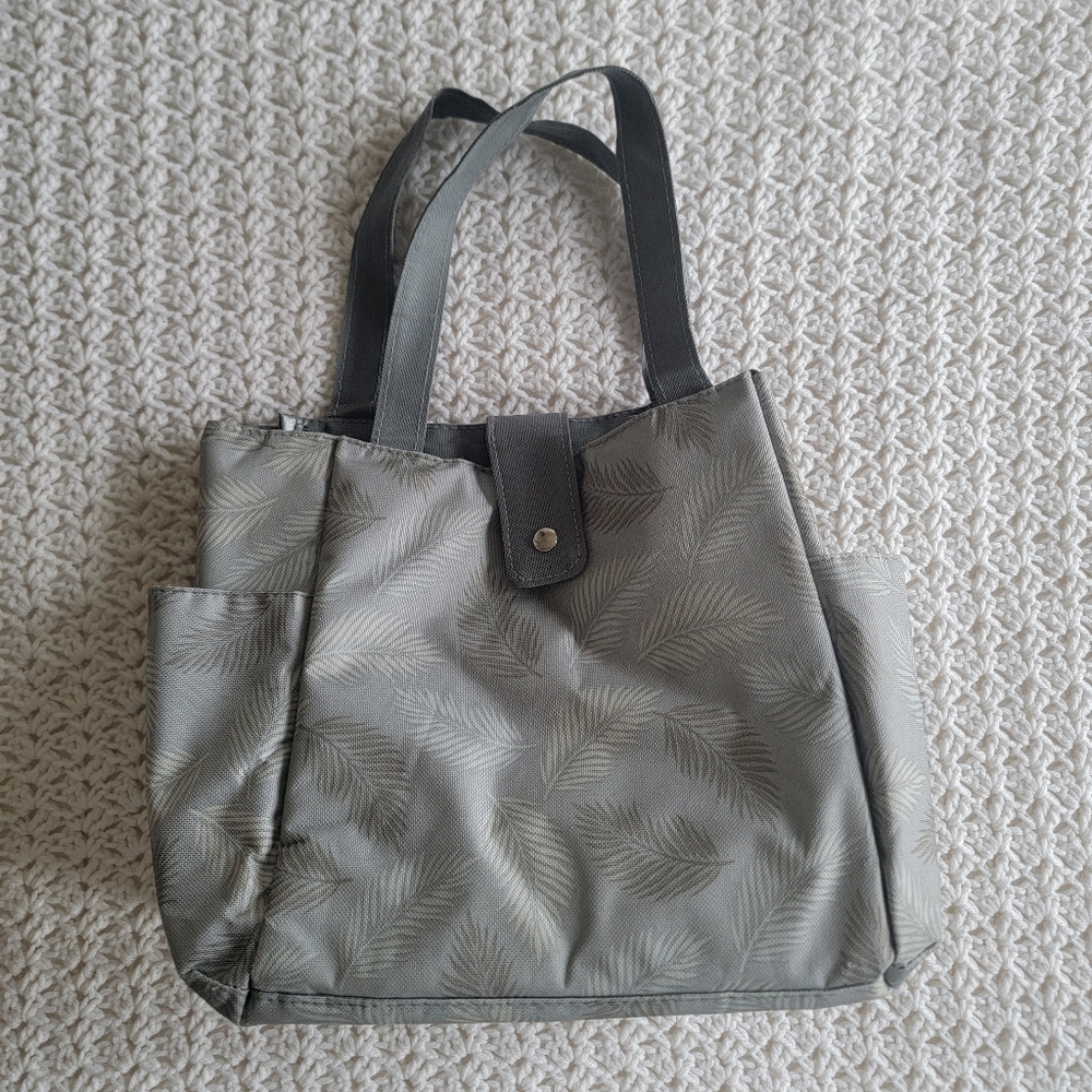 EcoOne Leaf Print Lunchbox Gray/Green